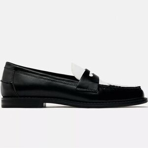 Zara Black and White two tone loafers